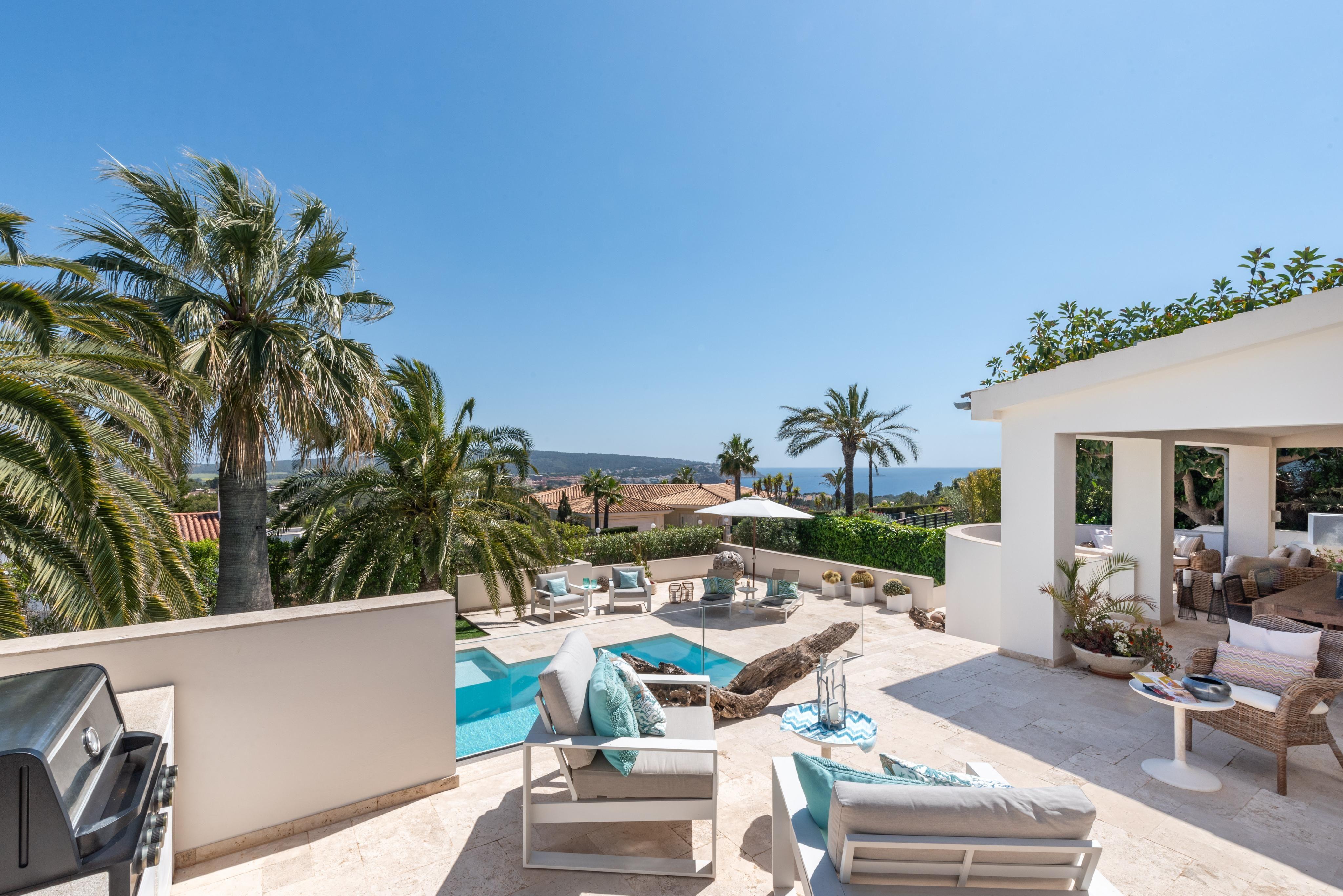 Mediterrane Meerblickvilla in bester Wohnlage !